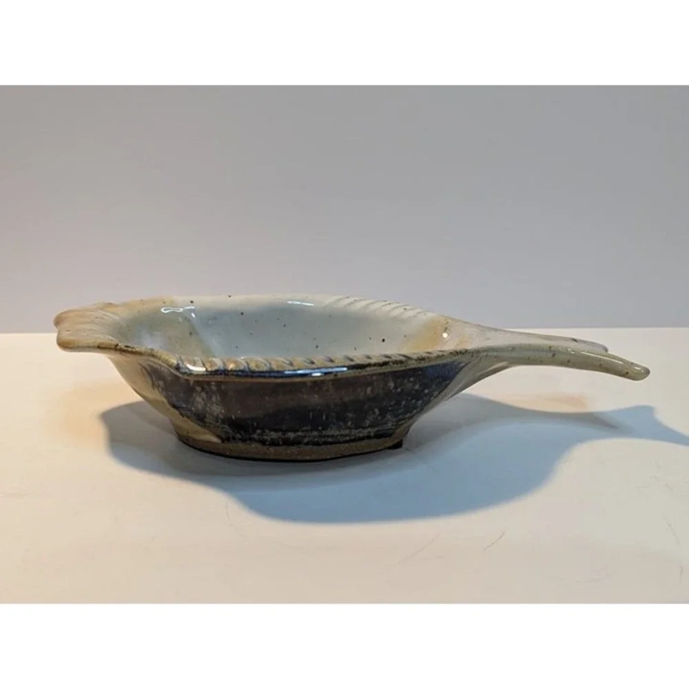 Nedza Signed Fish‎ Pottery